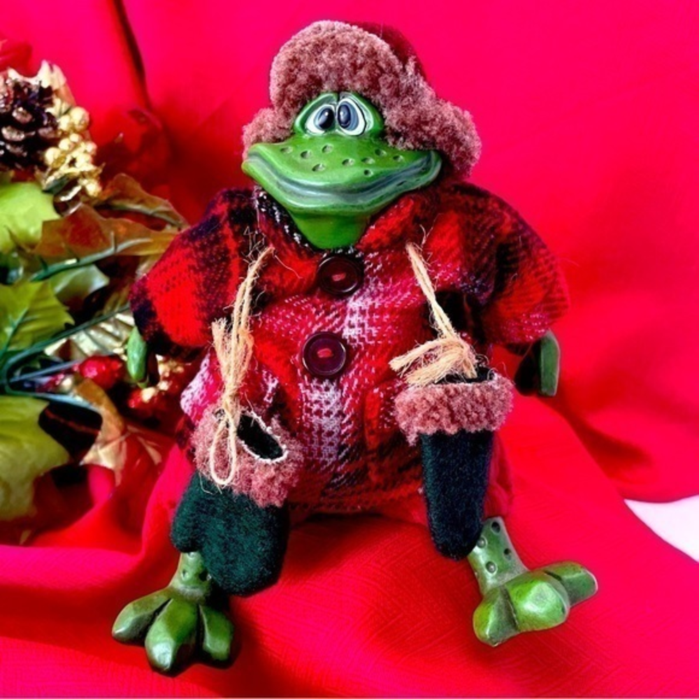 YUKON Resin Bean Bag Christmas Frog Kathleen Kelly‎ Critter Factory Russ Berrie